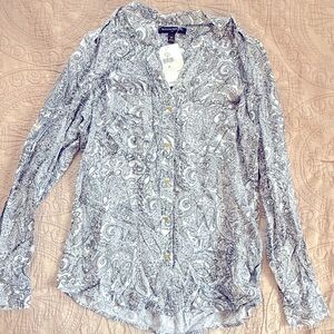 NWT New Banana Republic button up black and white paisley women’s shirt. Size XS